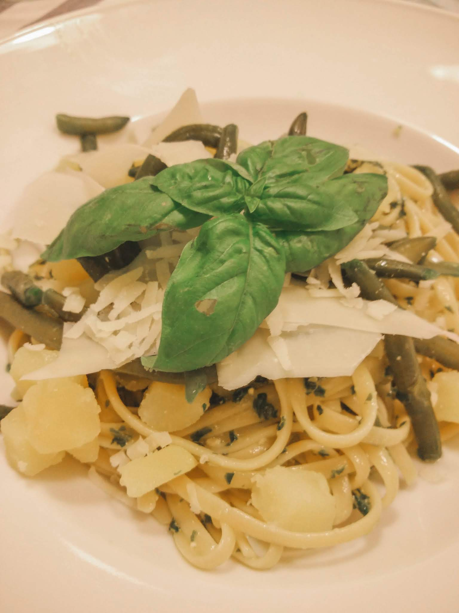 How to travel cheap - cook at home