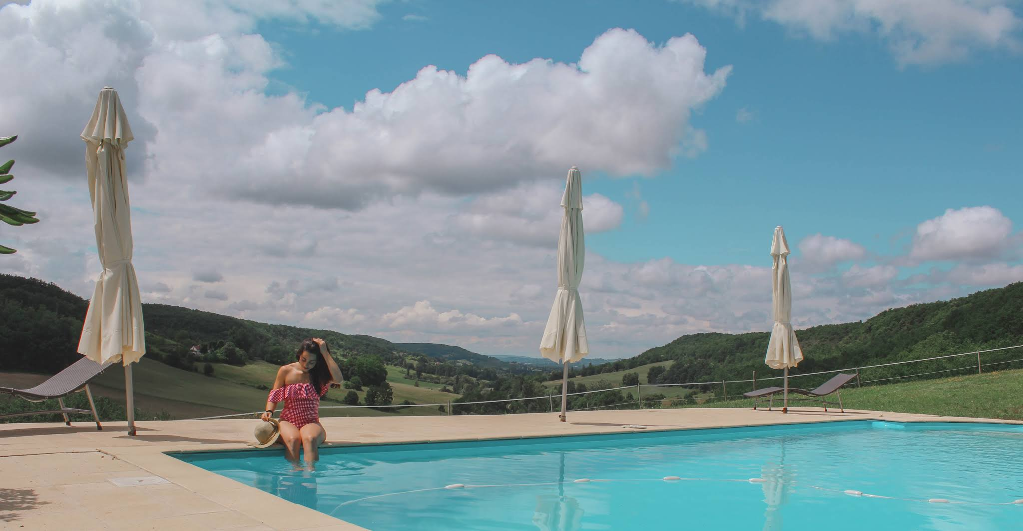 How to travel cheap - work abroad