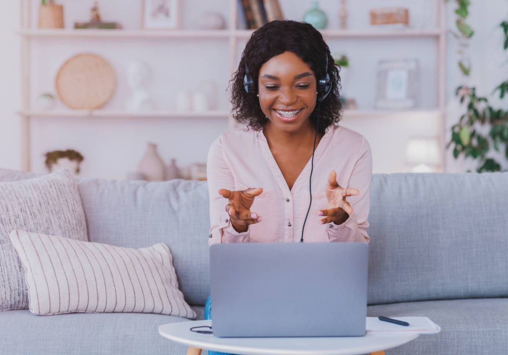 being an online coach gives you the freedom to work from anywhere, so you can get paid even while abroad!