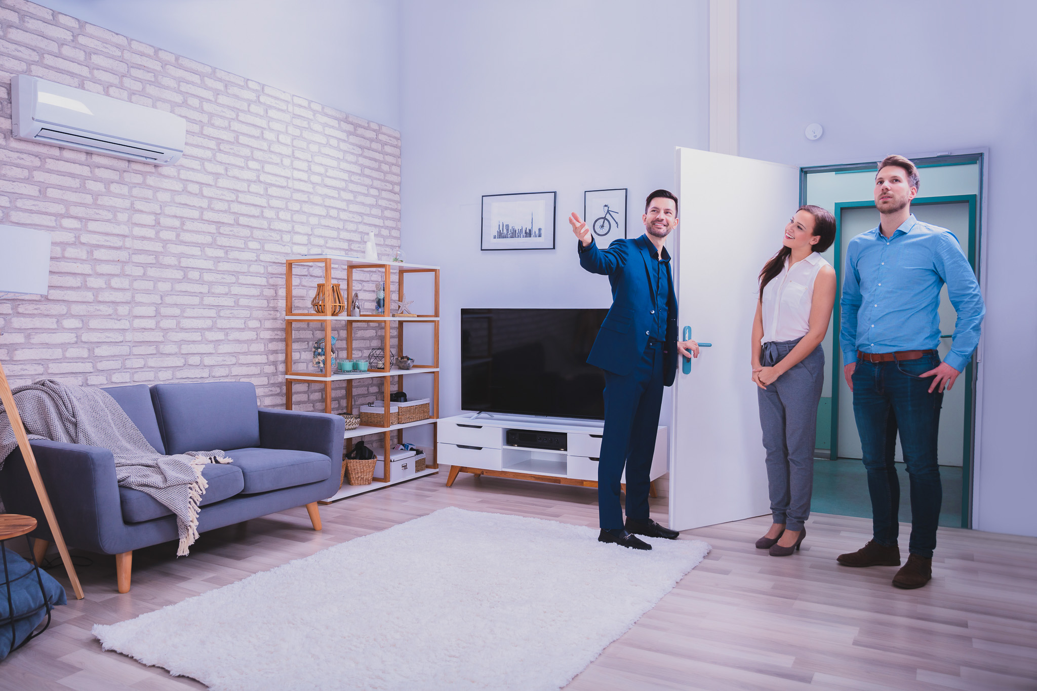 how to move to london - get a house